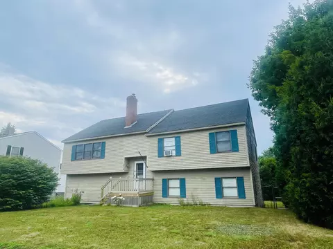 332 Palmer Ave, Portland, ME 04103