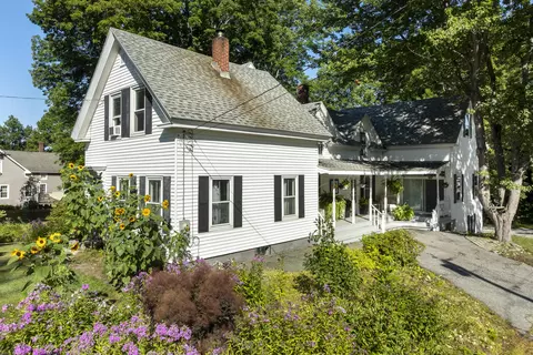 97 Central St, Gardiner, ME 04345