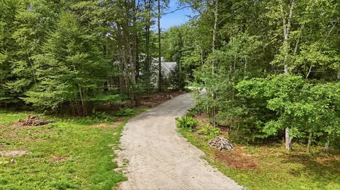 Exterior - 10 Windsor Post Rd, Freeport, ME 04032 photo 7 of 7
