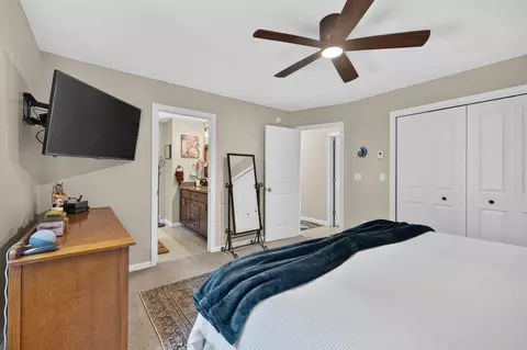 Bedroom - 1 Otter Run Rd, Freeport, ME 04032 photo 6 of 6