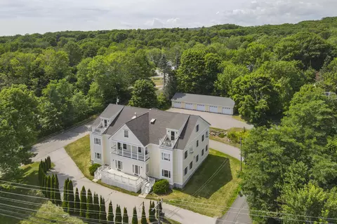 220 Camden St #4, Rockland, ME 04841
