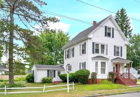 14 Devon St, Portland, ME 04102