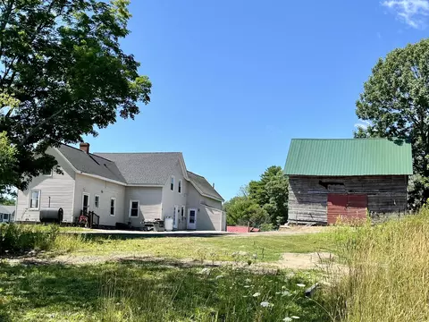 127 Atlantic Hwy, Nobleboro, ME 04555