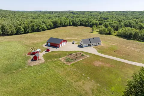35 Outpost Rd, Nobleboro, ME 04555