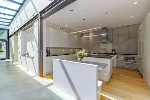 Kitchen - 40 Point Rd, Harborside, ME 04642 photo 1 of 5