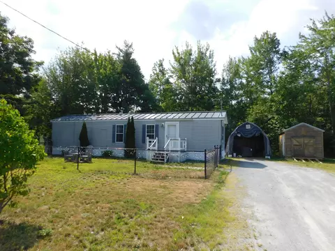 69 County Rd, Milford, ME 04461
