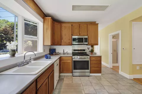 Kitchen - 65 High St, Windham, ME 04062 photo 3 of 3