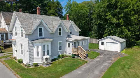 81 Pine St, Old Town, ME 04468