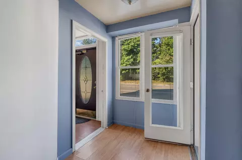 Entry Way - 43 State St, Brewer, ME 04412 photo 4 of 14
