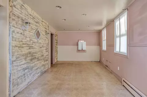Living - 43 State St, Brewer, ME 04412 photo 1 of 1