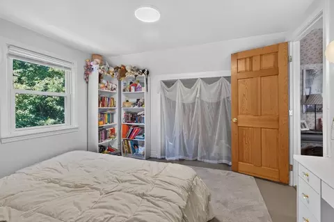 Bedroom - 7 New York St, Millinocket, ME 04462 photo 5 of 7