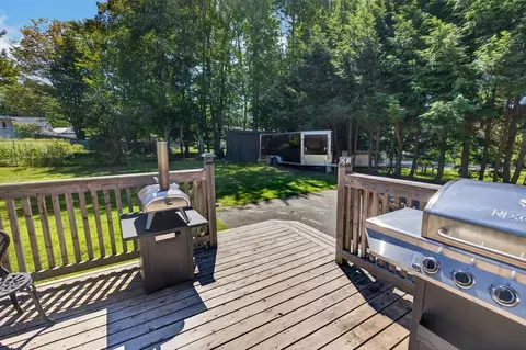 Exterior - 7 New York St, Millinocket, ME 04462 photo 3 of 7