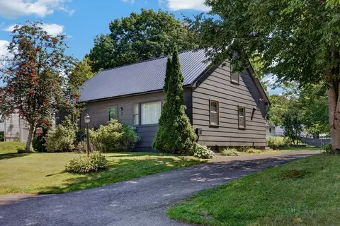 Exterior - 7 New York St, Millinocket, ME 04462 photo 2 of 7