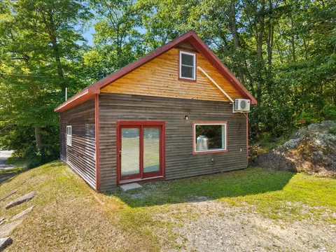30 Nicholson Ave, Bucksport, ME 04416