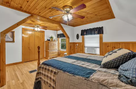 Bedroom - 4261 Union St, Levant, ME 04456 photo 3 of 4