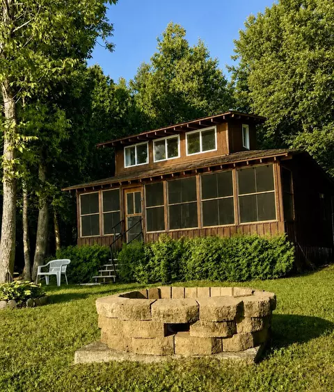 531 E Cottage Rd, Portage Lake, ME 04768