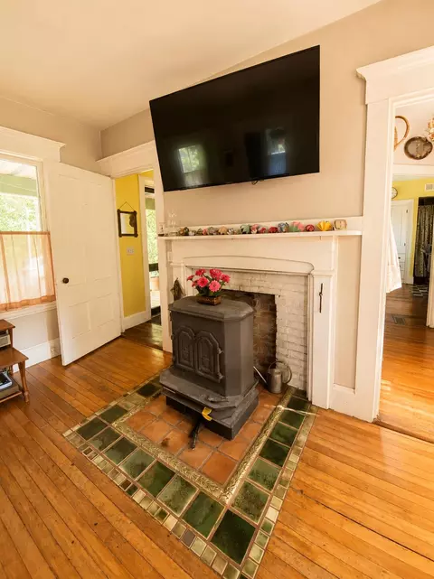 Living - 832 Stetson Rd, Exeter, ME 04435 photo 4 of 7