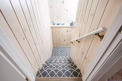 Entry Way - 37 Granite Rd, Naples, ME 04055 photo 9 of 10