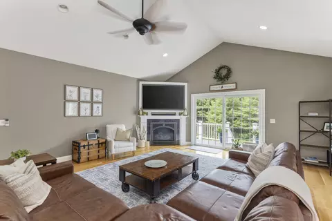 Living - 5 Leander Ln, Casco, ME 04015 photo 2 of 3