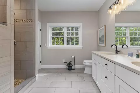Bath - 5 Leander Ln, Casco, ME 04015 photo 1 of 5