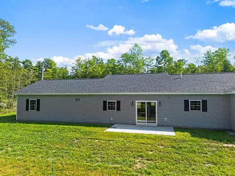 Exterior - 11 Maple Rd, Sidney, ME 04330 photo 5 of 13