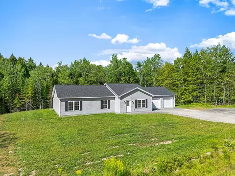 Exterior - 11 Maple Rd, Sidney, ME 04330 photo 3 of 13