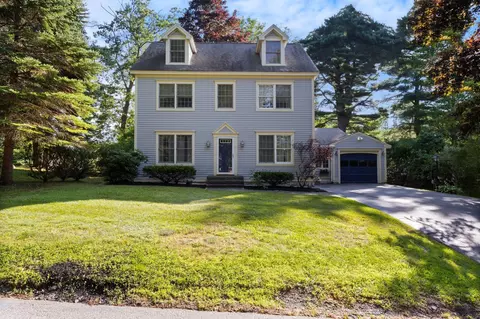 16 Ramsay Ter, Scarborough, ME 04074