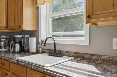 Kitchen - 5 Cliff Dr, Windham, ME 04062 photo 6 of 7
