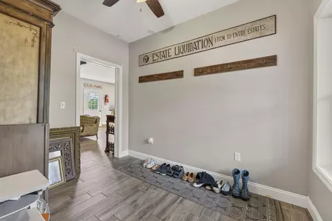 Entry Way - 5 Cliff Dr, Windham, ME 04062 photo 3 of 5