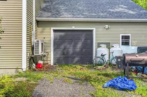Exterior - 5 Cliff Dr, Windham, ME 04062 photo 15 of 27