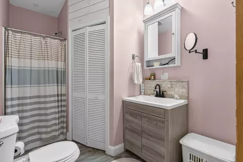 Bath - 5 Cliff Dr, Windham, ME 04062 photo 1 of 2