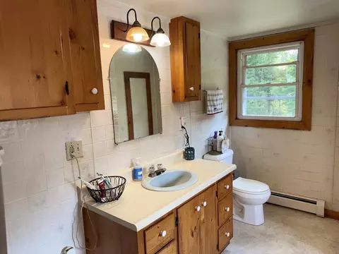 Bath - 47 Birch Rd, Rangeley, ME 04970 photo 2 of 3