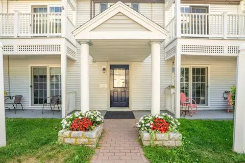 378 Sawyer St #7, South Portland, ME 04106