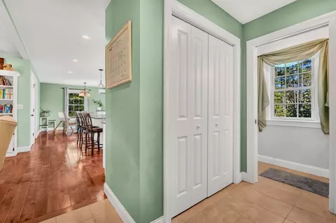 Entry Way - 52 Hunter Hill Rd, Durham, ME 04222 photo 2 of 3