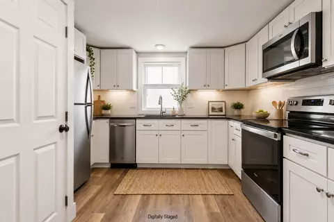 9 Cole St #1A, South Portland, ME 04106