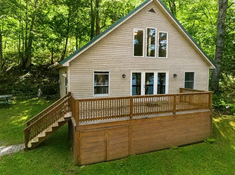 1 Lakeside Dr, Caratunk, ME 04925