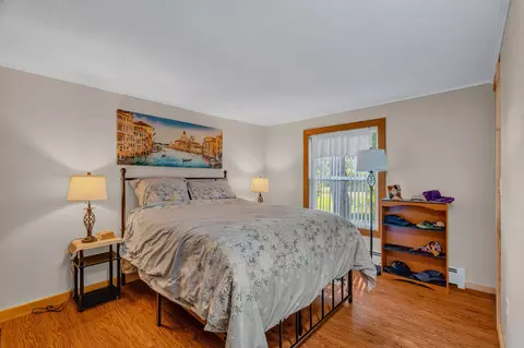 Bedroom - 356 Range Rd, Atkinson, ME 04426 photo 4 of 7