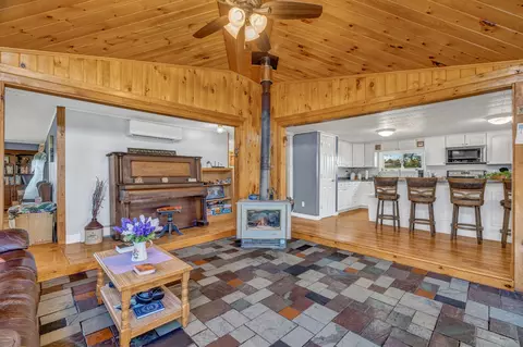 Entry Way - 356 Range Rd, Atkinson, ME 04426 photo 5 of 9