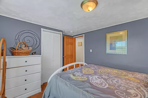 Bedroom - 356 Range Rd, Atkinson, ME 04426 photo 3 of 7