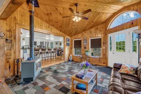 Entry Way - 356 Range Rd, Atkinson, ME 04426 photo 7 of 9