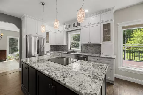 Kitchen - 8 Badger Ln, Readfield, ME 04355 photo 4 of 14