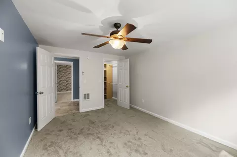 Bedroom - 8 Badger Ln, Readfield, ME 04355 photo 13 of 16