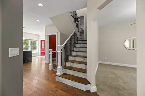 Entry Way - 8 Badger Ln, Readfield, ME 04355 photo 4 of 14