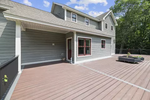 Exterior - 8 Badger Ln, Readfield, ME 04355 photo 8 of 23