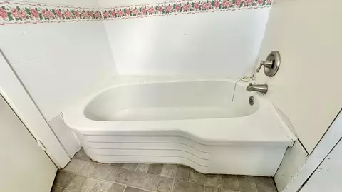 Bath - 120 Knox St, Millinocket, ME 04462 photo 1 of 4