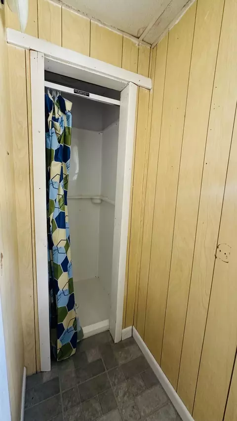 Bath - 120 Knox St, Millinocket, ME 04462 photo 4 of 4