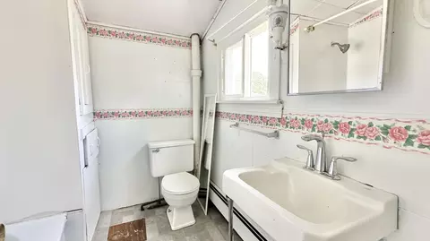 Bath - 120 Knox St, Millinocket, ME 04462 photo 2 of 4