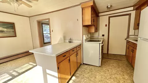 Kitchen - 122 Knox St, Millinocket, ME 04462 photo 3 of 3