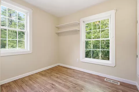 Bedroom - 543 River Rd, Windham, ME 04062 photo 3 of 3