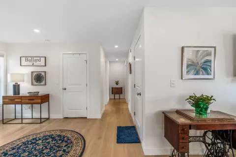 Entry Way - 16 Hunter Dr, Hermon, ME 04401 photo 3 of 5